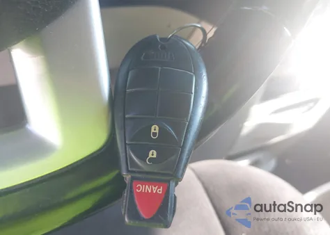 2011 Dodge Grand Caravan Express z USA, uszkodzony, nr VIN 2D4RN4DGXBR738181